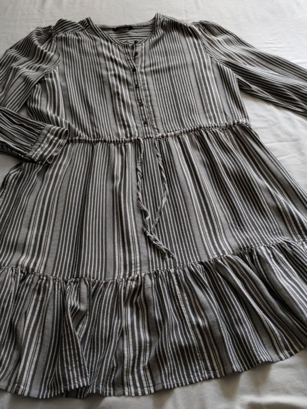 LUCKY BRAND Gray & White STRIPED 3/4 Sleeve RUFFLE Hem PEASANT Dress Sz X-LARGE